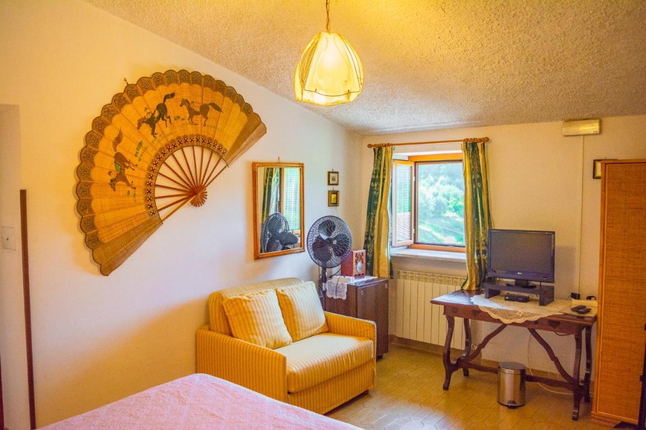 Villa La Voce Del Vento Pastena  Bagian luar foto